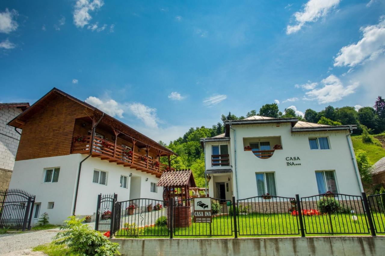 Hotel Casa Ina Moisei Exteriér fotografie